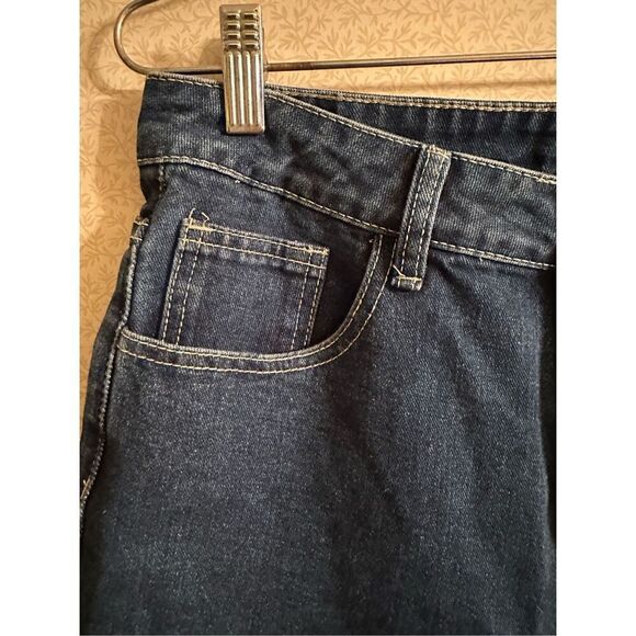 Shein denim shorts - Picture 3 of 5